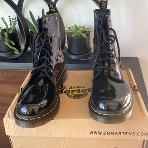 Never worn NWOT Dr Martins patent leather boots